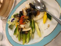 油鸡纵菌爆炒星斑球-伯衡55·吉品轩(乌鲁木齐南路店)