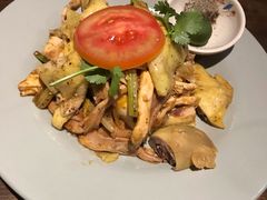 越式盐焗麻油鸡-大头虾越式风味餐厅(光明广场店)