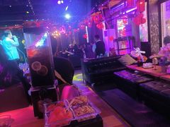 -喜鹊音乐酒馆(西街店)