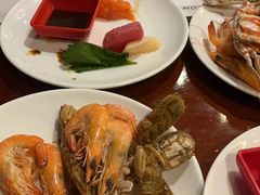 -荣誉国际酒店-云顶旋转餐厅