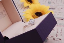 -威德钻石-克拉钻大本营(南京东路店)