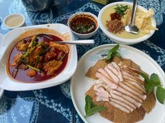 -瑞丰园庭院餐厅·白族传统家常菜
