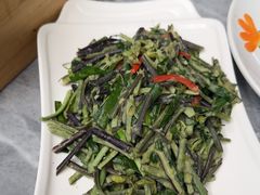 -蔼若春.传承三十年云南菜(金碧公园店)