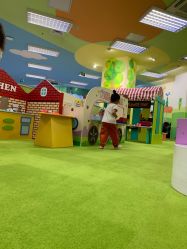 -莫莉幻想儿童乐园(哈尔滨王府井店)
