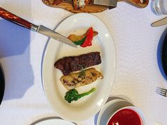 -马克西姆俄罗斯餐厅(通亚街店)