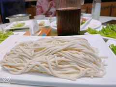 手擀鲜面-蒙星月涮肚火锅城(宏运家园店)