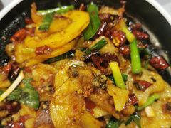 爆炒鸡皮土豆片-华仔龙虾(永乐路总店)