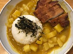 黄咖喱鸡排饭-About Bistro關於·泰式家庭料理