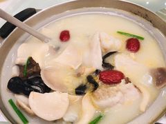 锅仔财鱼饺-亢龙太子酒轩(东湖店)