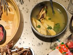 -破瓦寒窑·地摊烤羊排