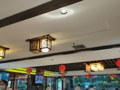 大堂-潮泰牛肉火锅 · 创于1992年(车公庙店)