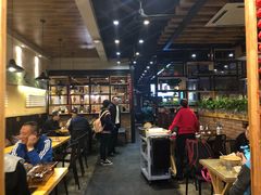 大堂-陈记农家挂炉烤肉(雁南一路店)