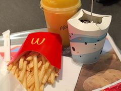 -麦当劳(中山公园龙之梦店)