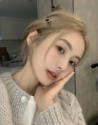 -发泽造型·烫发染发
