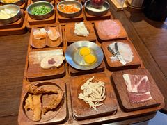 -银米·云南传统过桥米线(双廊黑金冠店)