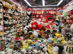 -百荣二期玩具城