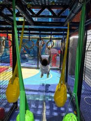 -反弹蹦床公园·亲子乐园·团建·派对(尚品奥莱店)