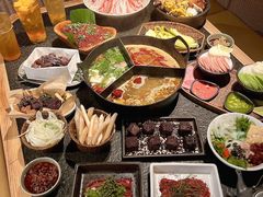 -三出山火锅(南京万象天地店)