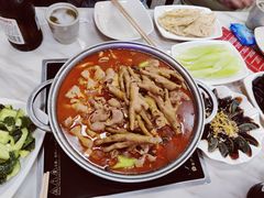 -彭记铁锅肥肠(东四总店)