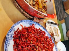 -渝信川菜 · 川味家常菜(财富购物中心店)