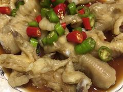 -臻鲜燕海鲜融合餐厅(金陵style店)