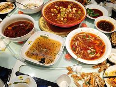 -巴特餐饮6加1音乐餐吧·新疆菜