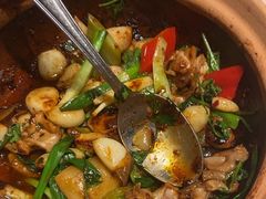 -八府香鸭·啫啫煲(华山路店)