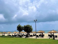 -三亚湾海居铂尔曼度假酒店