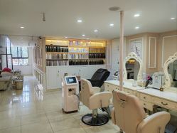 -Bollins波林丝•专研护发中心