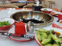 -烧哥美蛙肥肠鱼火锅·十五年社区店