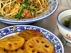 -赣南粉局·江西小炒·锅气炒粉(巴黎春天店)