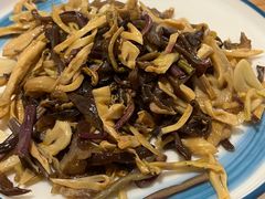 -小厨子私房菜·云南美食店