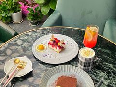 -chenity  cafe