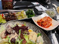 -山川小町·极番烧肉(新地假日广场店)