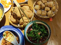 -包整·丝娃娃(一览甲秀楼风景店)