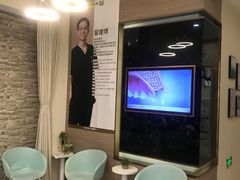 -维乐口腔(美维云门诊陆家嘴店)