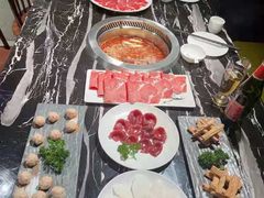 -秦宝雪花牛肉养生火锅(大兴九臻店)