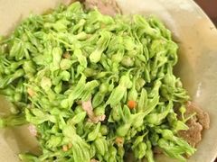 -Cuc Gach Quan Restaurant
