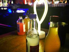 -UP嘻哈酒吧(粉巢店)