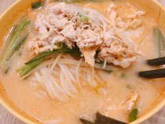 -谭仔米线(皇庭广场店)