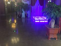 -唱吧麦颂KTV