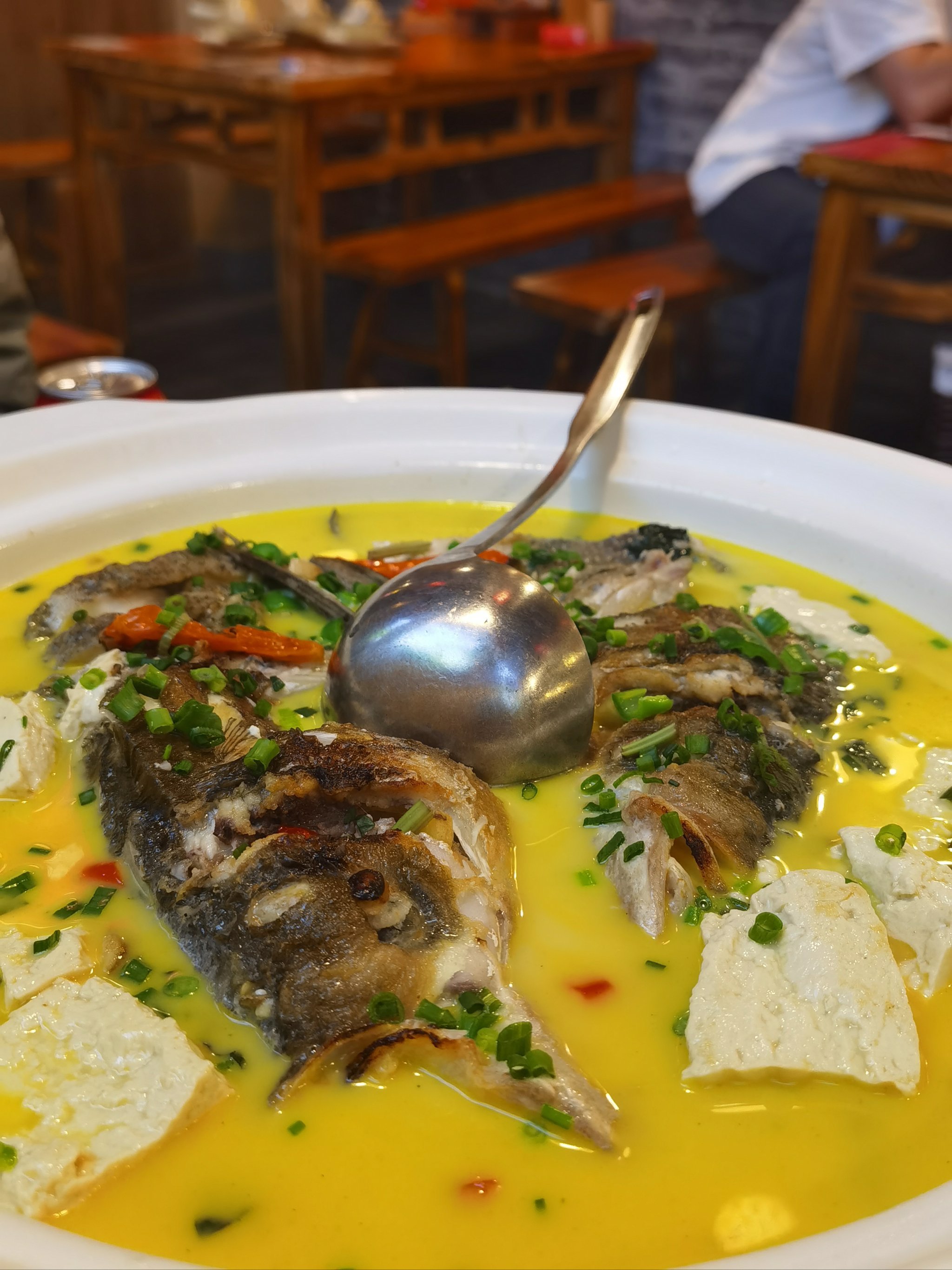以后吃热辣美味湘菜鱼头汤🐟,就湘霸王家了!