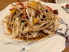 -额尔敦传统涮火锅·烧烤(鑫源山庄店)