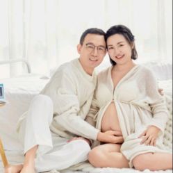 -暖摄影 孕妇写真家庭影像馆 (自然光主题店)