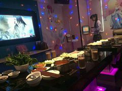 -唯爱KTV聚会餐厅(仙林东城汇店)