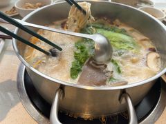 -煲王粤菜餐厅(中侨中心店)