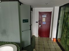 -简洛澜山酒店(武汉光谷步行街店)