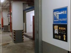 -万达广场（上海颛桥店）-立体停车场