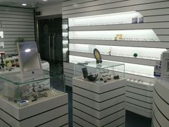 -优视力蔡司眼镜验配中心(越秀城市广场奥莱店)