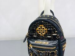 -MCM(比斯特上海购物村店)